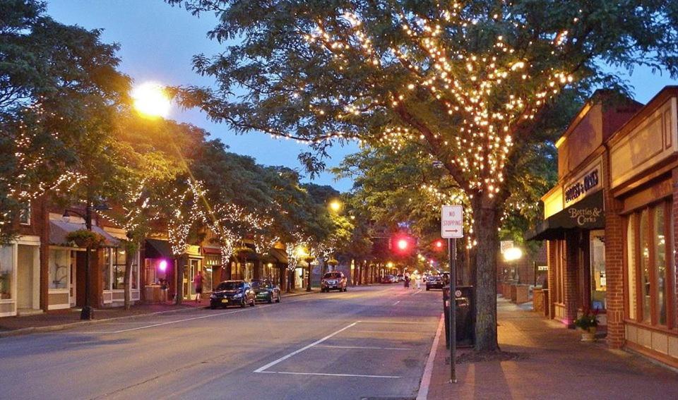 Rosewood Inn Corning Buitenkant foto